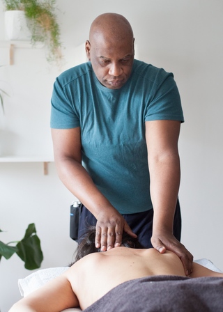 Atelier Massage Bien-Etre, Colonie de vacances Ulysséo, Massage-relaxation-santé